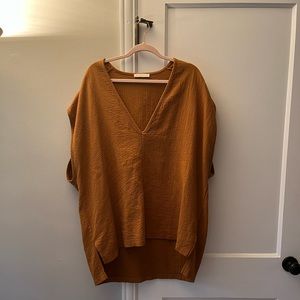 April Meets October “Easy Peasy Vest Caramel”